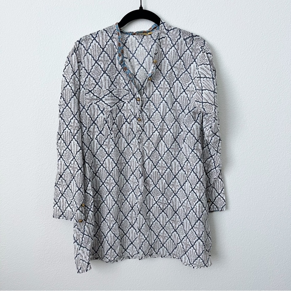 Roller Rabbit Top